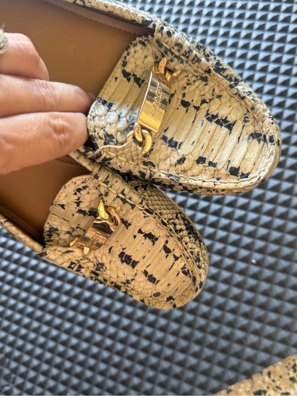 Coach snakeskin print loafers 6.5 women’s